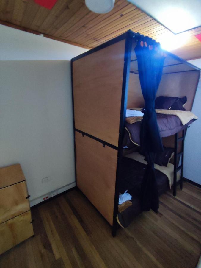 Baruch Capsula Hotel Bogota Bagian luar foto